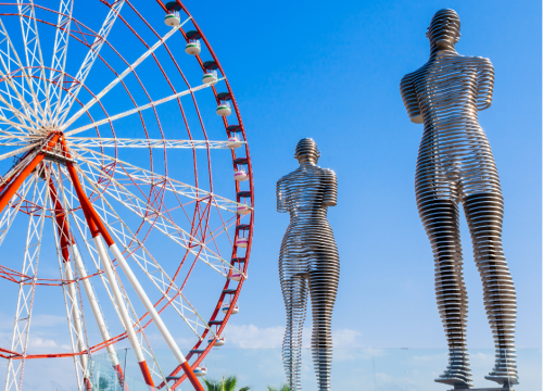 رحلة جورجيا الساحرة – 5 أيام بين باتومي وسهول أدجارا الخضراء